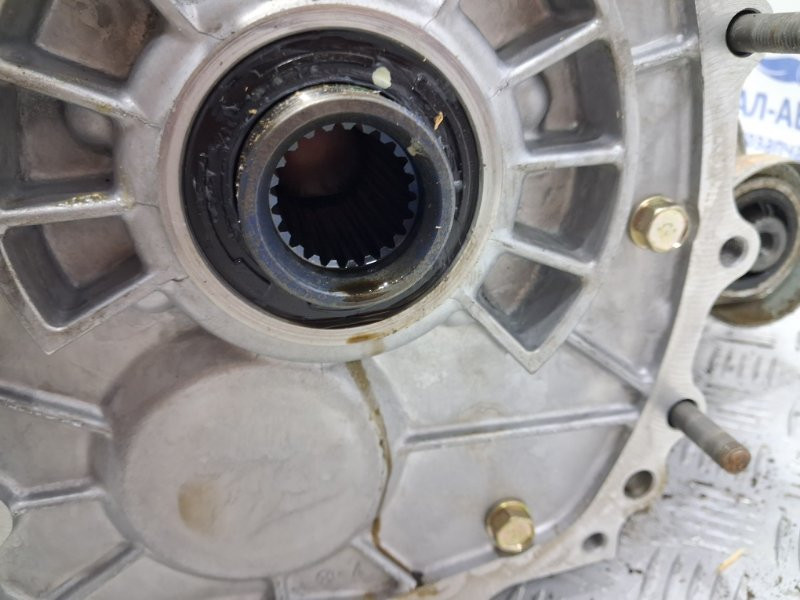 Раздаточная коробка Mitsubishi Pajero Wagon 3 3.2 ДИЗЕЛЬ 4M41 1999 (б/у) Киев - изображение 7