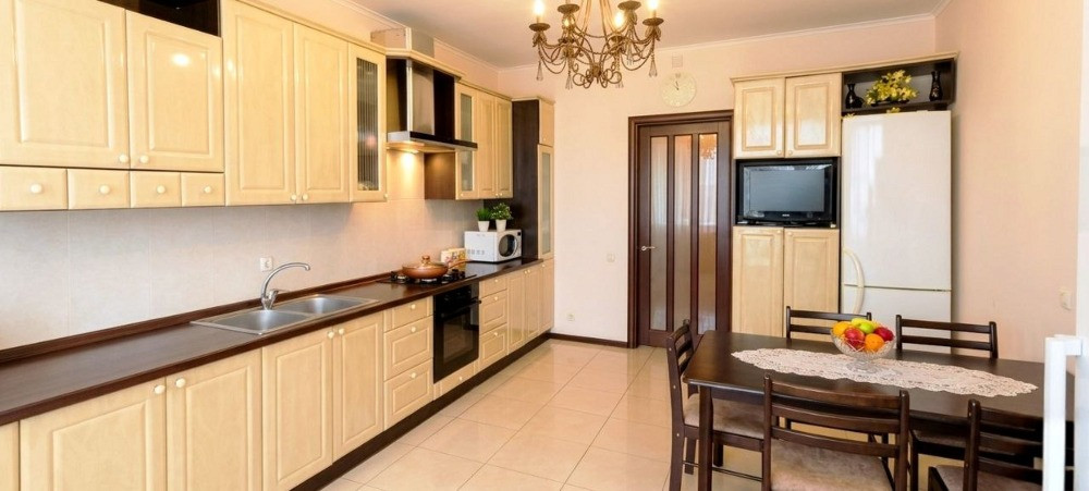 Продаж від власника- затишний будинок 300 м² з ділянкою 30 соток Київ - зображення 8
