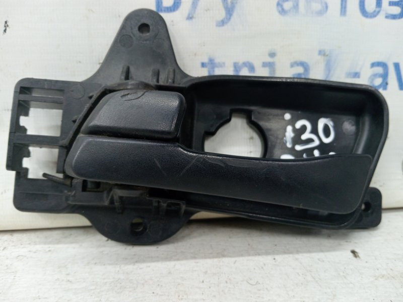 Ручка двери внутреняя задняя левая Hyundai I30 FD 1.6 DIESEL D4FB 2007 (б/у) Киев - изображение 1
