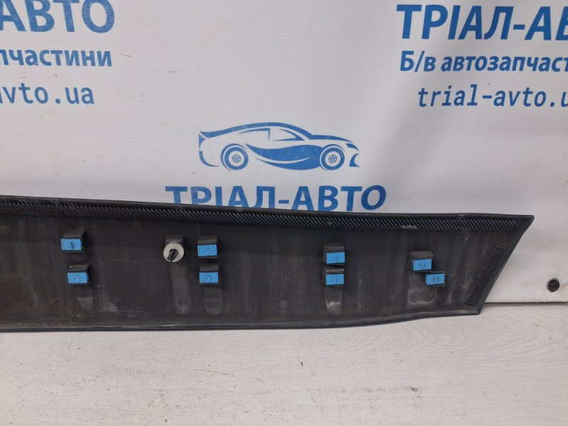 Накладка двери Jeep Cherokee KL 3.2 БЕНЗИН EHK 2013 перед. лев. (б/у) Київ - зображення 5