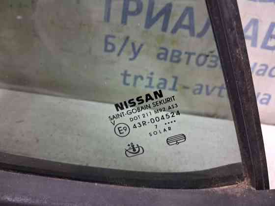 Стекло двери задней правой (форточка) Nissan Navara 2004-2015 82262EB320 (Арт. 83646) Киев