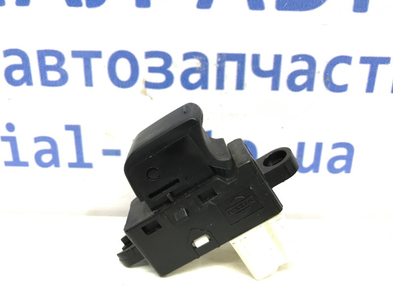 Кнопка стеклоподъемника Nissan Tiida C11 1.6 БЕНЗИН HR16 2004 (б/у) Київ - зображення 1