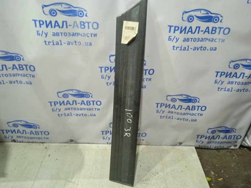 Накладка двери Toyota Land Cruiser J100 1998 задн. прав. (б/у) Киев - изображение 1