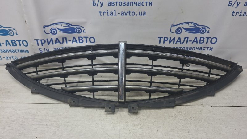 Решетка радиатора SsangYong Actyon CJ 2.0 DIESEL D20DT 2005 (б/у) Київ - зображення 2