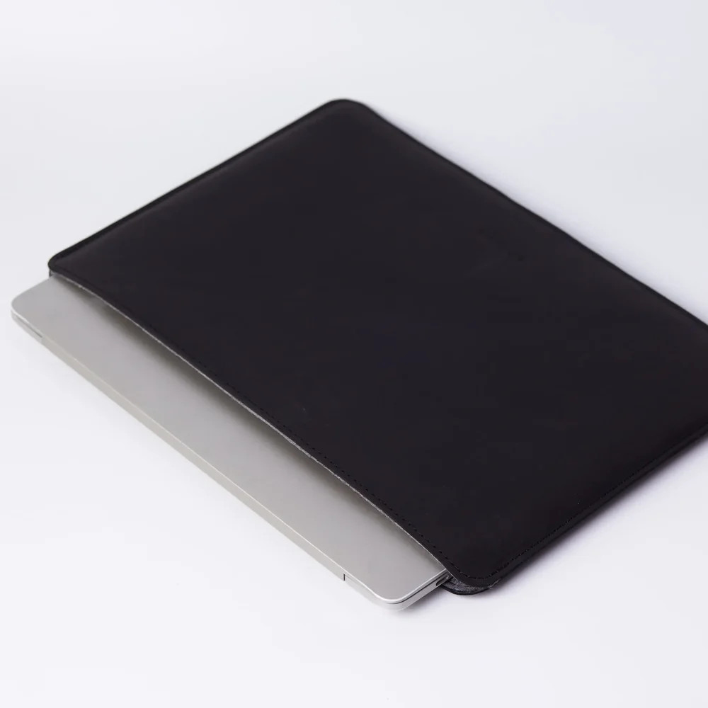 Чехол для ноутбука винтажный Incarne Gamma Plus MacBook Air 13" 2018-2025 gamma-plus-black-vintage-a Киев - изображение 4