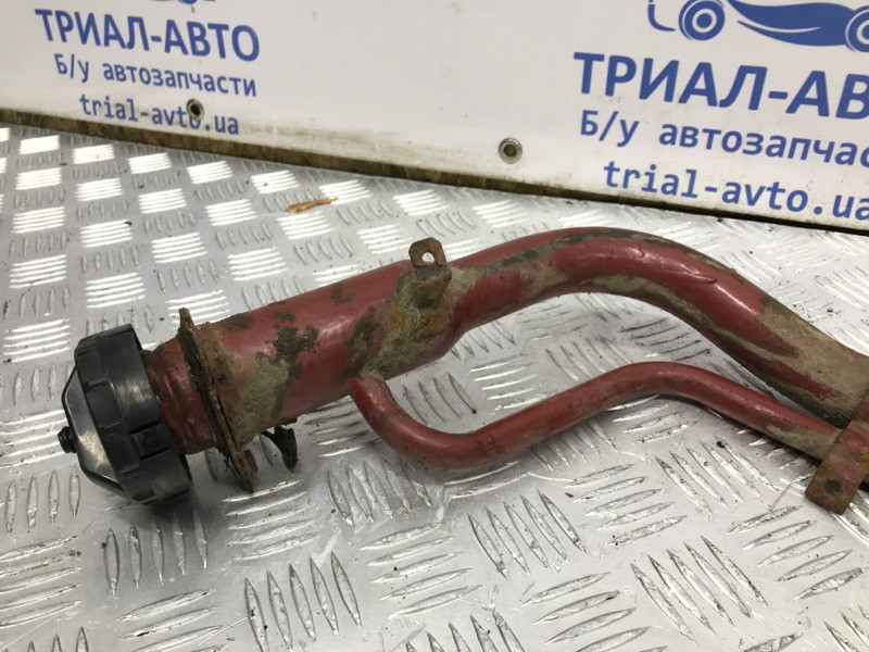 Горловина заливная Mitsubishi Pajero Sport 1996-2008 MR523082 (Арт. 42107) Киев - изображение 3