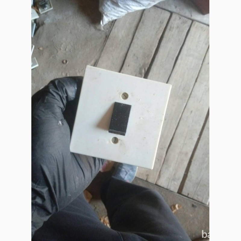 Выключатели закрытой проводки, одинарные, бытовые, -680шт. Харків - зображення 3