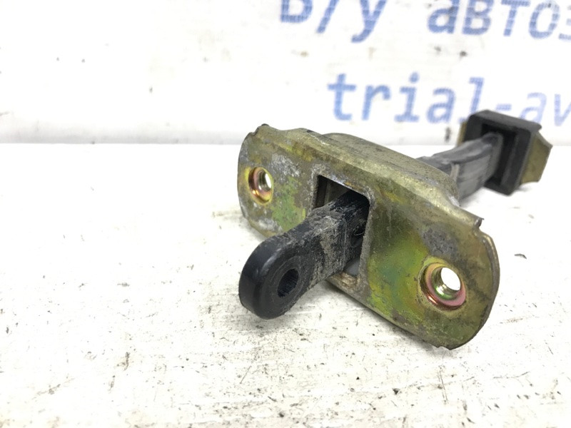 Ограничитель двери задний правый Mitsubishi Pajero Sport K9 2.5 DIESEL 4D56 1996 (б/у) Київ - зображення 2