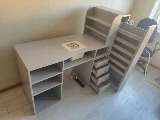 Професійний стіл для манікюру Киев