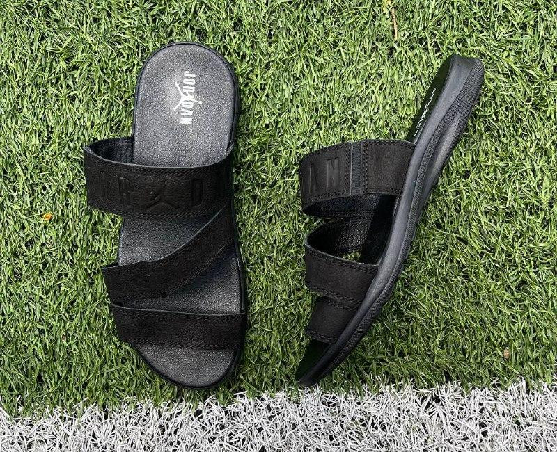 Мужские кожаные  летние шлепанцы-сланцы Jordan Black Київ - зображення 7