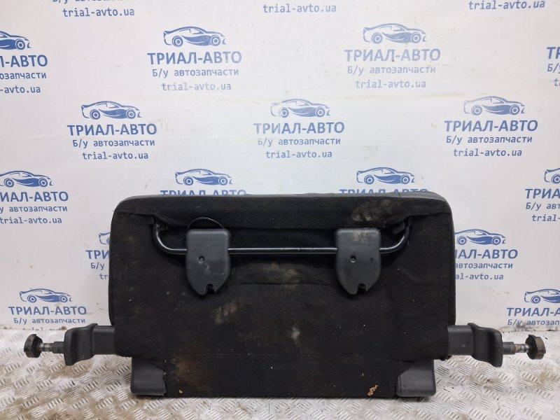 Сидения третий ряд Mitsubishi Pajero Wagon 3 3.2 ДИЗЕЛЬ 4M41 1999 (б/у) Киев - изображение 5