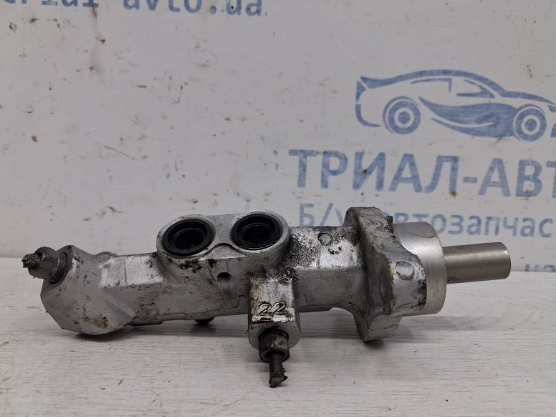 Тормозной цилиндр главный Dacia Duster HS 1.5 DIESEL K9K 2010 (б/у) Київ - зображення 2