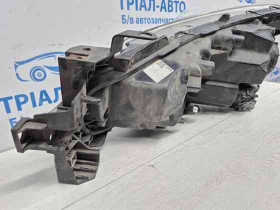 Фара правая Ксенон Mazda 3 BM 2.2 DIESEL 2013 (б/у) Киев