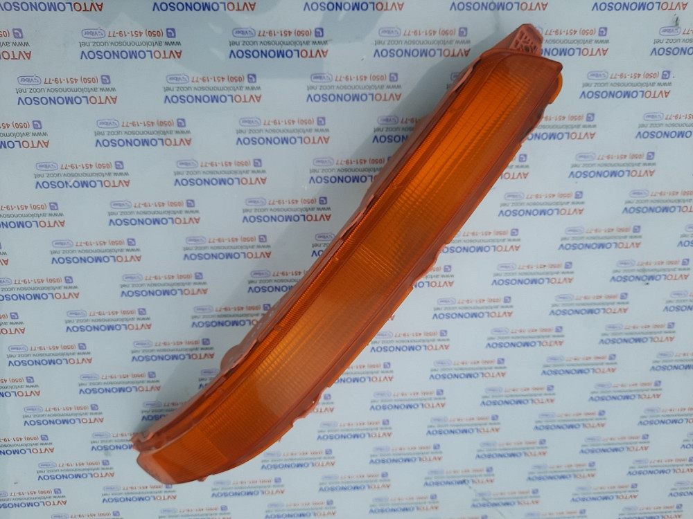 Правий поворот (поворотник, подфарник) на Шевроле Авео Т200 96540362 Днепр - изображение 2