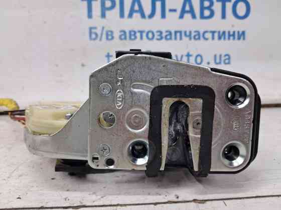 Замок двери задний левый Kia Sorento BL 2.5 DIESEL D4CB 2002 (б/у) Киев