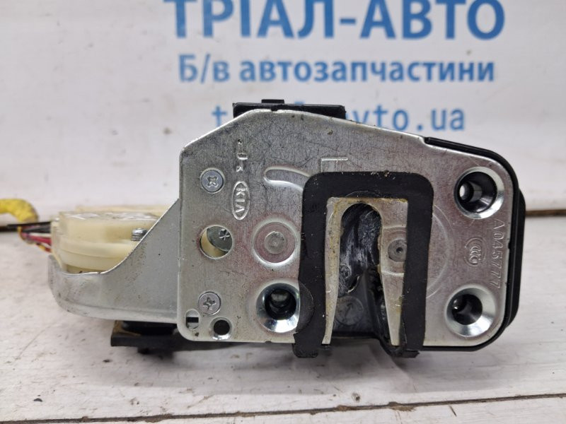 Замок двери задний левый Kia Sorento BL 2.5 DIESEL D4CB 2002 (б/у) Київ - зображення 3