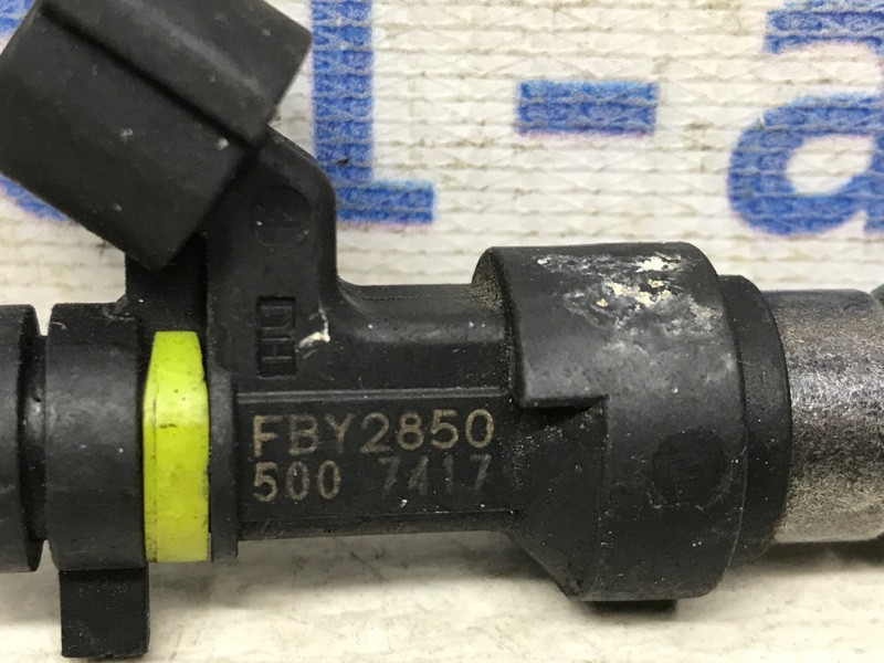 Форсунка топливная Nissan Qashqai J10 2.0 БЕНЗИН MR20DE 2006 (б/у) Киев - изображение 3