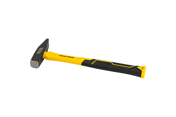 Молоток слесарный MASTERTOOL 500 г HRC 50 рукоятка фиберглассовая 300 мм 02-0905 Харків - зображення 1
