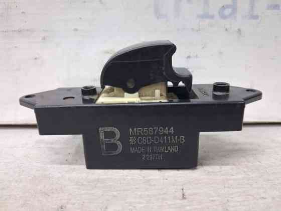 Кнопка стеклоподъемника Mitsubishi L200 KB 2.5 DIESEL 4D56 2006 (б/у) Київ