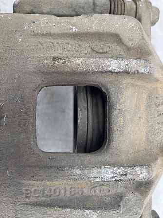 Суппорт передний правый Kia Sorento 2009-2021 581301U500 (Арт. 73259) Киев