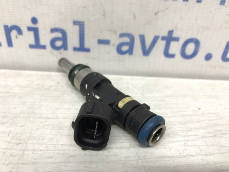 Форсунка топливная Mitsubishi Lancer 10 2.0 2007 (б/у) Киев - изображение 2