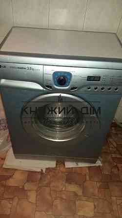 3 к квартира, метро Политех. 5 мин пешком.Код объекта 1183884 Киев