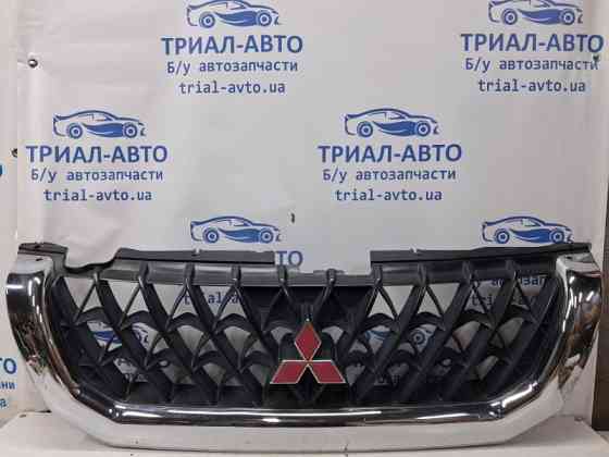 Решетка радиатора Mitsubishi Pajero Sport K9 2.5 DIESEL 4D56 1996 (б/у) Киев