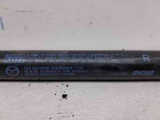 Амортизатор крышки багажника Mazda CX 5 2011-2017 KD7762620 (Арт. 60388) Киев