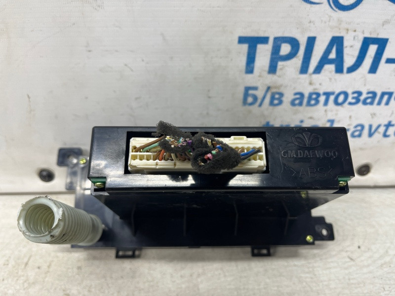 Блок управления климат-контролем Chevrolet Captiva C140 2.2 DIESEL Z22D1 2006 (б/у) Київ - зображення 3