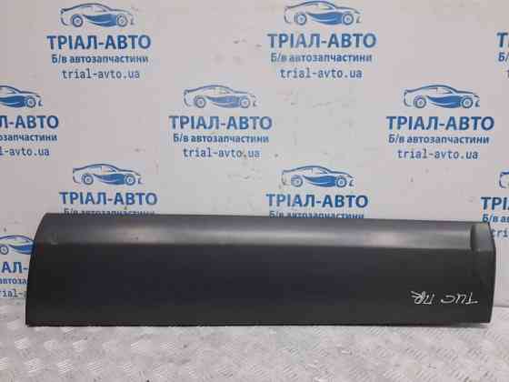 Накладка двери Hyundai Tucson 2004-2009 877242E000 (Арт. 79089) Киев