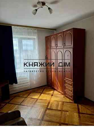 Без комісії! Продаж 3-кімнатної квартири м. Харківська Киев