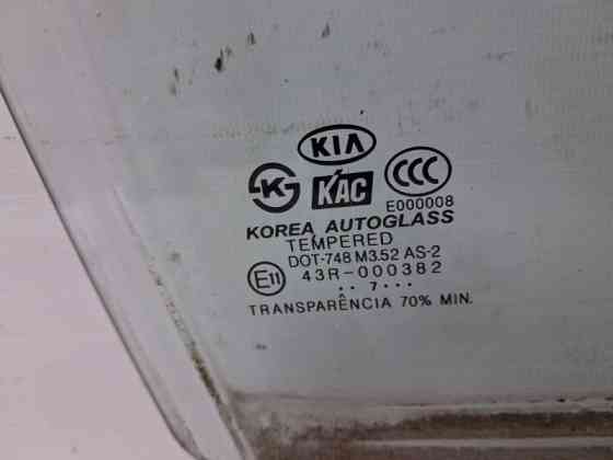 Стекло двери переднее правое Kia Sorento 2002-2011 824213E010 (Арт. 69319) Київ