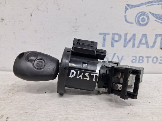 Замок зажигания Dacia Duster HS 1.5 DIESEL K9K 2010 (б/у) Киев - изображение 1