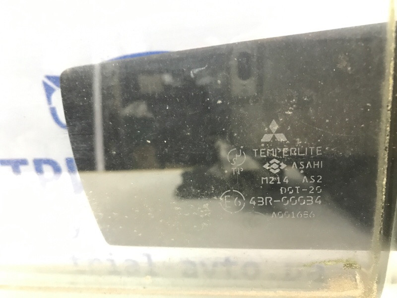 Стекло двери заднее левое Mitsubishi Pajero Sport K9 2.5 DIESEL 4D56 1996 (б/у) Киев - изображение 3