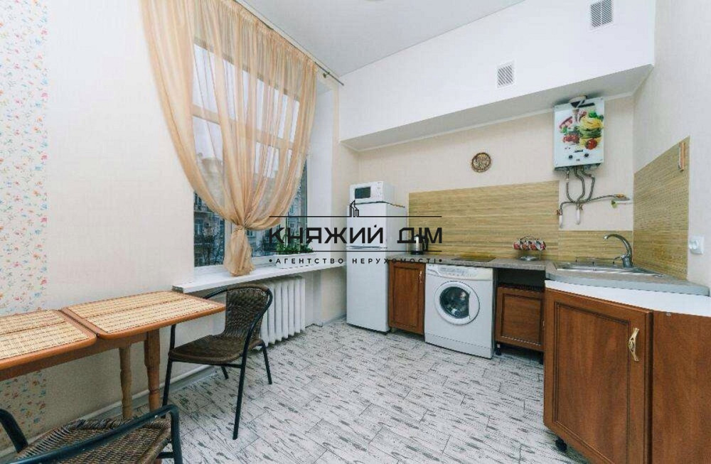 Відмінна 3- на квартира біля м. Площа Льва Толстого. Код об'єкта: 1125064. Киев - изображение 1