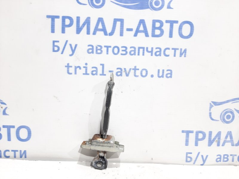 Ограничитель двери задний левый Toyota RAV 4 A30 2005 (б/у) Киев - изображение 1