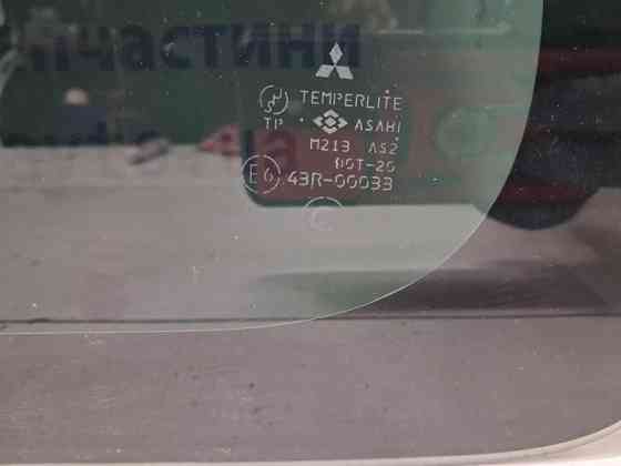 Стекло в кузов заднее левое Mitsubishi Pajero Wagon 1999-2006 MR979309 (Арт. 71097) Київ