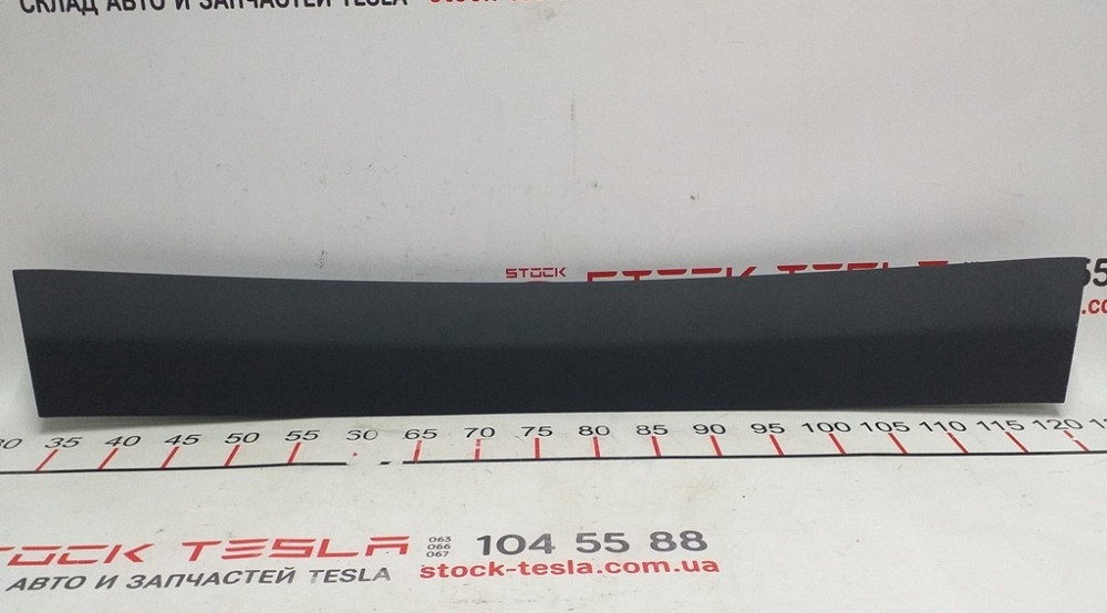 1Накладка крышки багажника верхняя в сборе с повреждением Tesla model X 1037906-50-E Київ - зображення 1