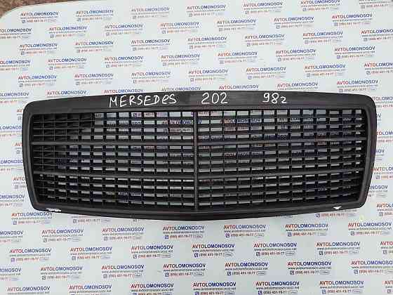 Решетка Радиатора Mercedes Benz C W202 Дніпро