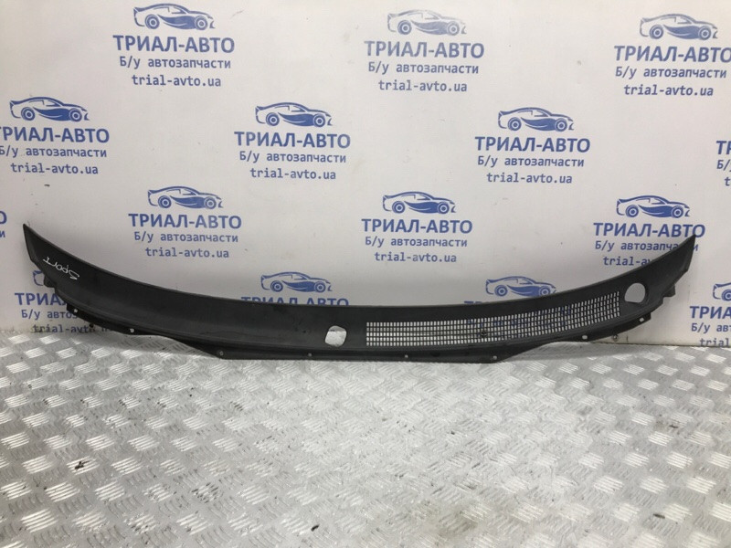 Дефлектор дворников Mitsubishi Pajero Sport K9 2.5 DIESEL 4D56 1996 (б/у) Киев - изображение 1