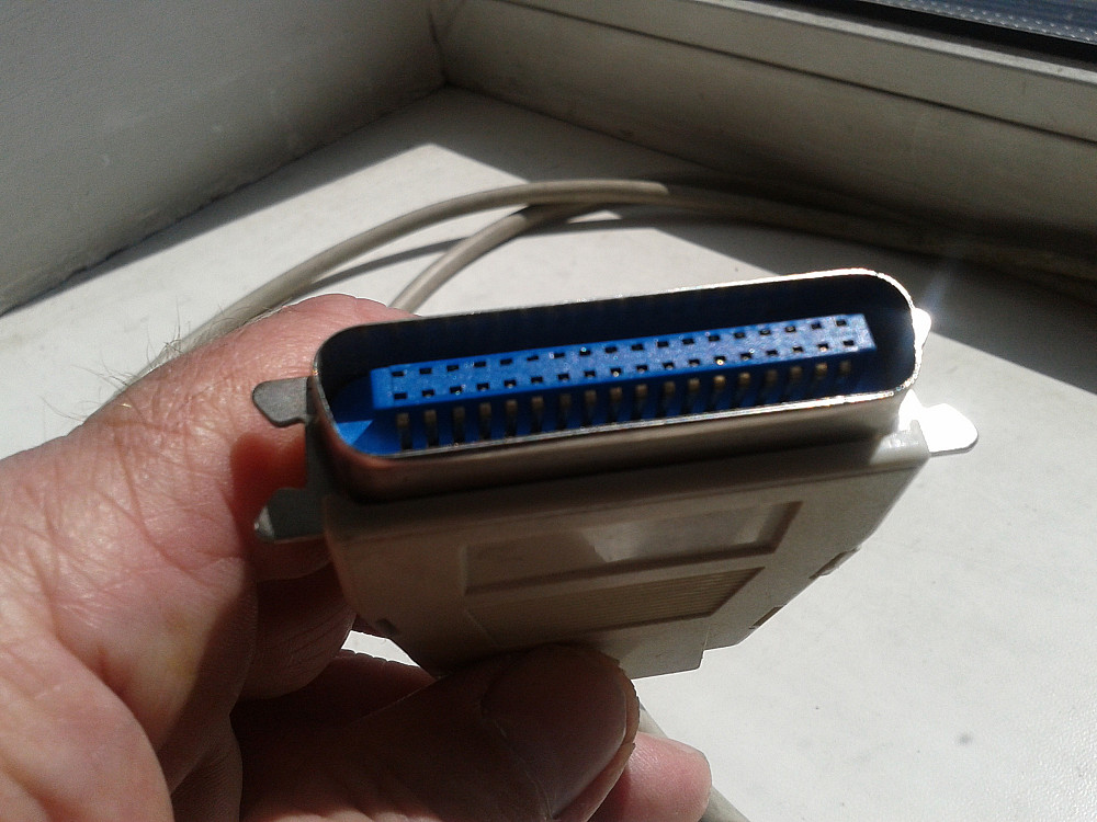 Кабель VGA між монітором та комп'ютером Київ - зображення 3