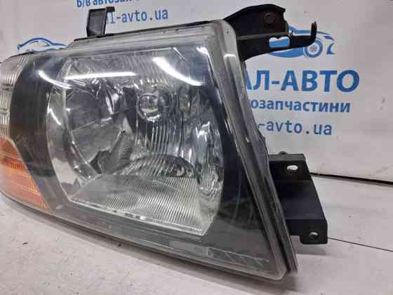 Фара правая галоген Mitsubishi Pajero Wagon 3 3.2 ДИЗЕЛЬ 4M41 1999 (б/у) Киев