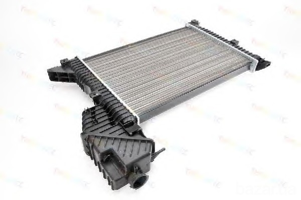 Мерседес 312 . 2000 . 2.9 - Радиатор охлаждения двигателя . Київ - зображення 1