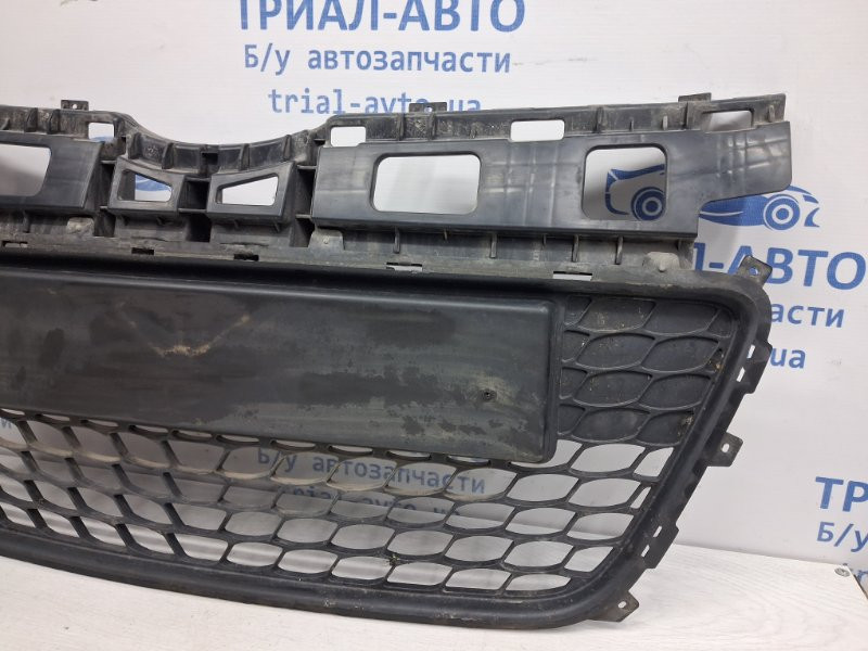 Решетка бампера центральная Hyundai I30 FD 1.6 DIESEL D4FB 2007 (б/у) Київ - зображення 3