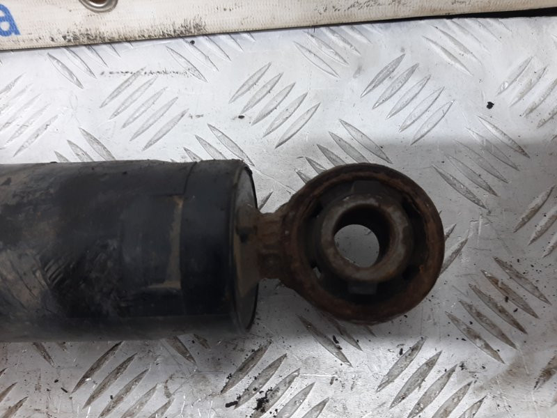 Амортизатор задний Hyundai Santa fe DM 2.2 DIESEL D4HB 2012 (б/у) Киев - изображение 2