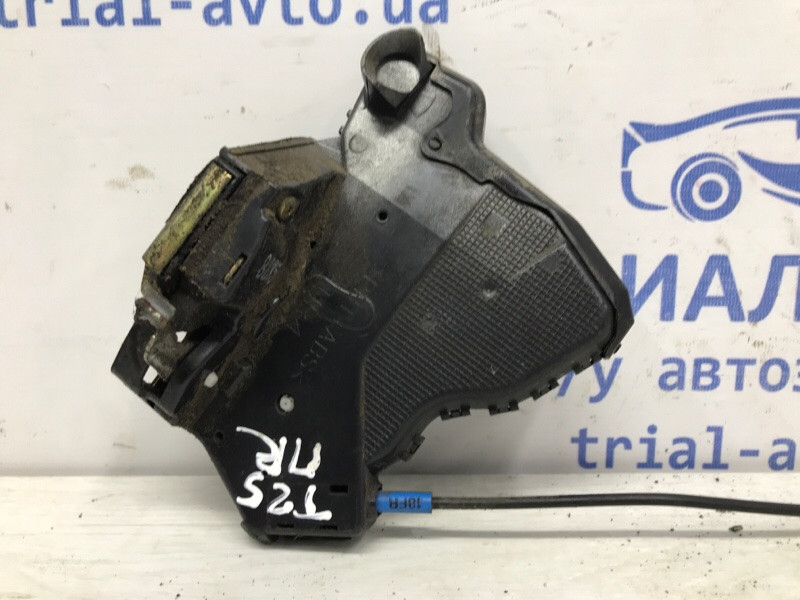 Замок двери передний правый Toyota Avensis T25 1.8 БЕНЗИН 1ZZFE 2002 (б/у) Київ - зображення 2