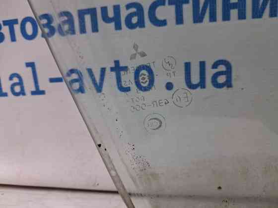 Стекло двери переднее правое Mitsubishi Pajero Wagon 1999-2006 MR436974 (Арт. 71132) Киев