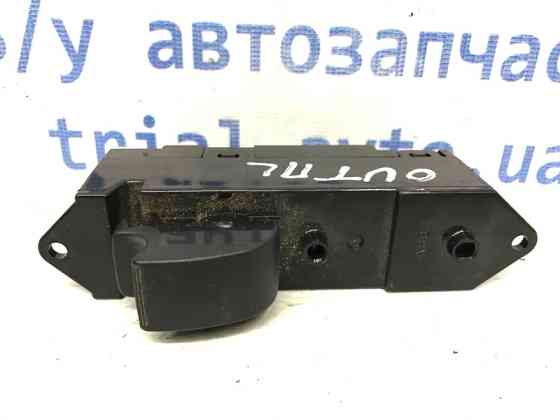 Кнопка стеклоподъемника Mitsubishi Outlander CU 2.4 БЕНЗИН 4G69 2003 (б/у) Київ