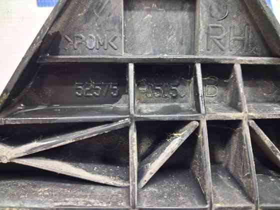 Кронштейн бампера задний правый Toyota Avensis 2002-2010 5257505050 (Арт. 59517) Київ