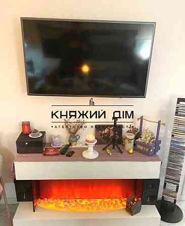Без коміссіі!!! Продам 2-х. кім. на Печерську. Ботаничний сад. м.Звіринецька код: 21147694 Киев